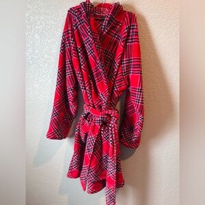 Victoria's Secret Red black plush plaid XL/XXL robe EUC holiday